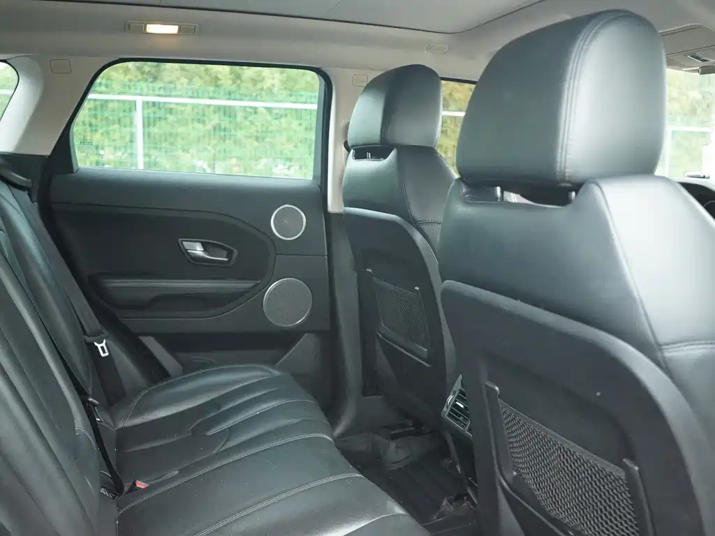 Land Rover Evoque — миниатюра 9