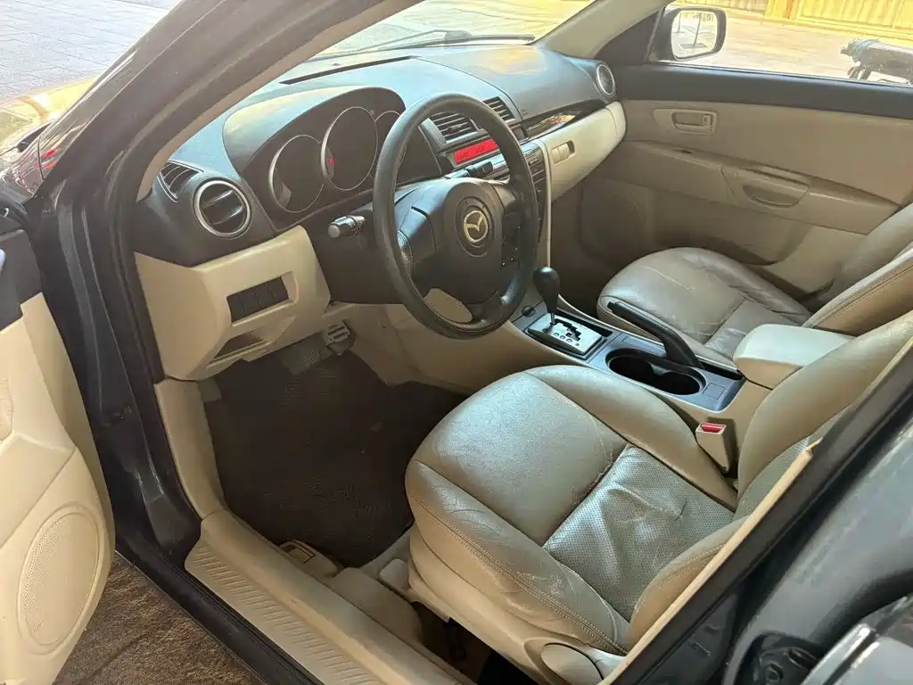 Mazda 3 — миниатюра 5