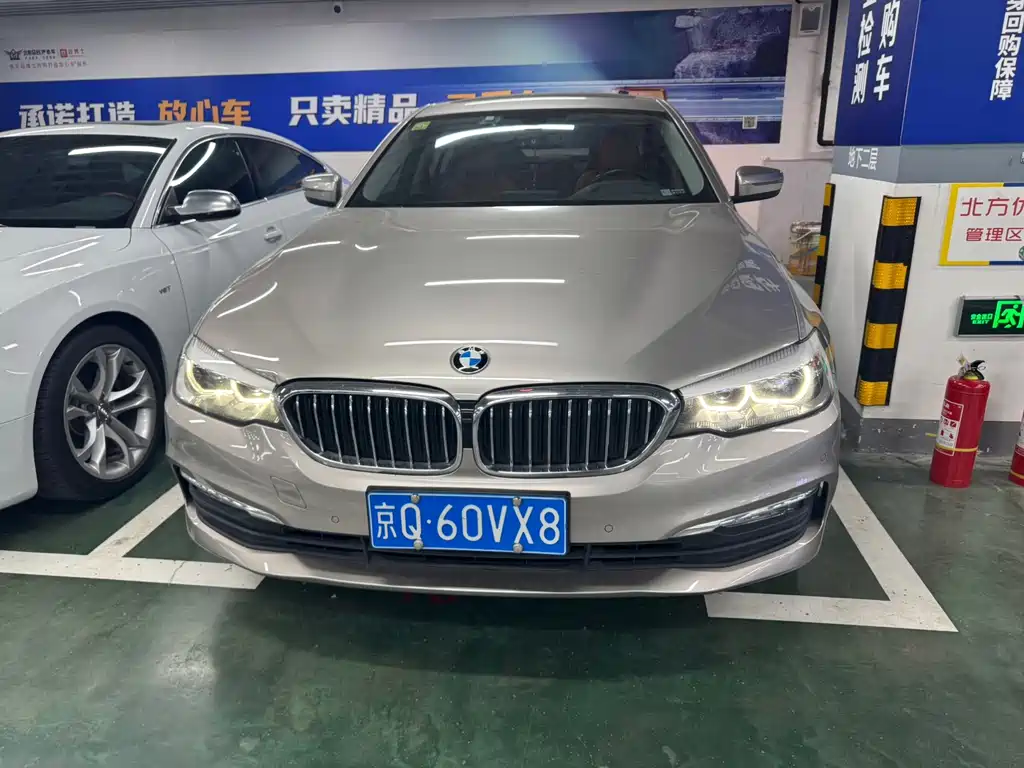 BMW 5 Series — миниатюра 2