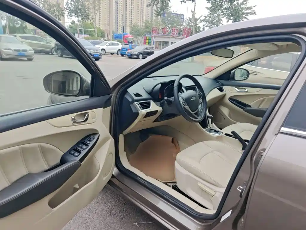 Chery Arrizo 7 — миниатюра 16