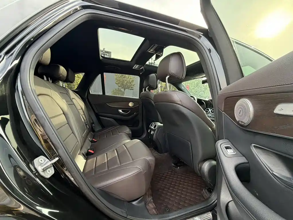 Mercedes-Benz GLC — миниатюра 16