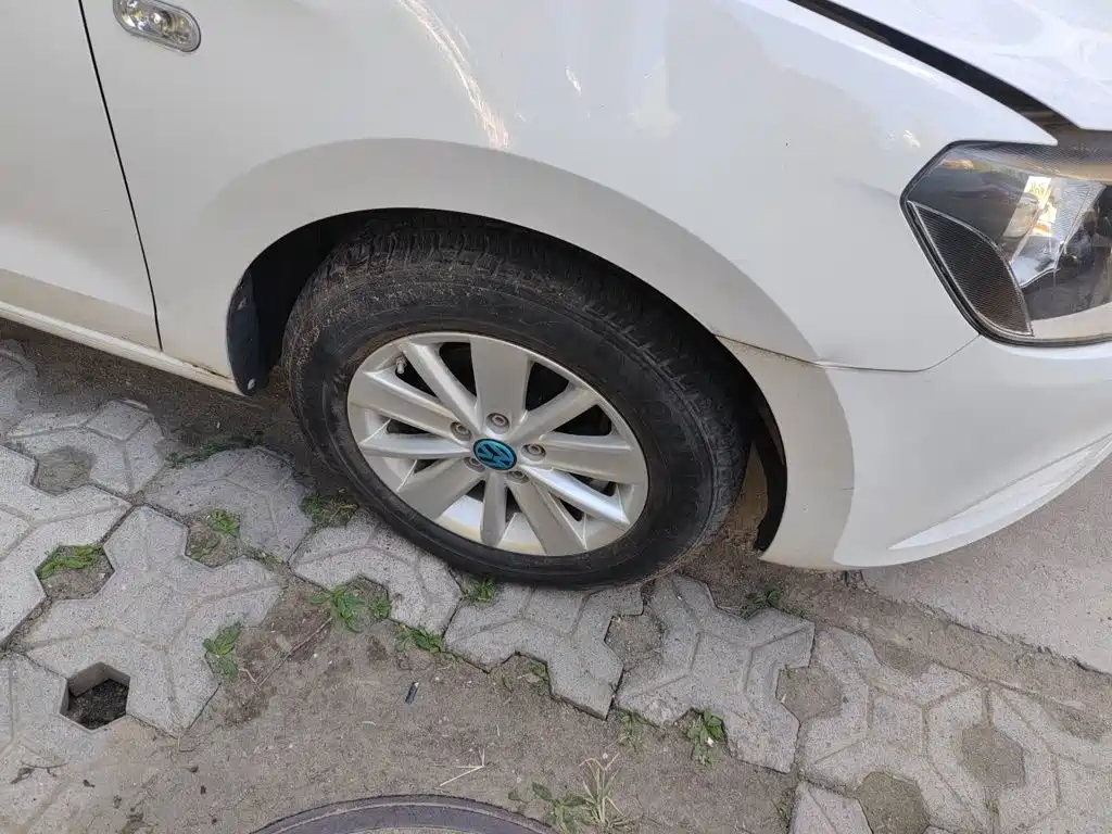 Volkswagen Jetta — миниатюра 24