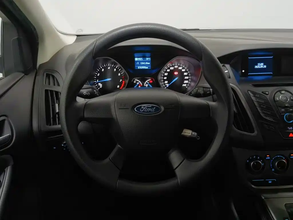 Ford Focus — миниатюра 11