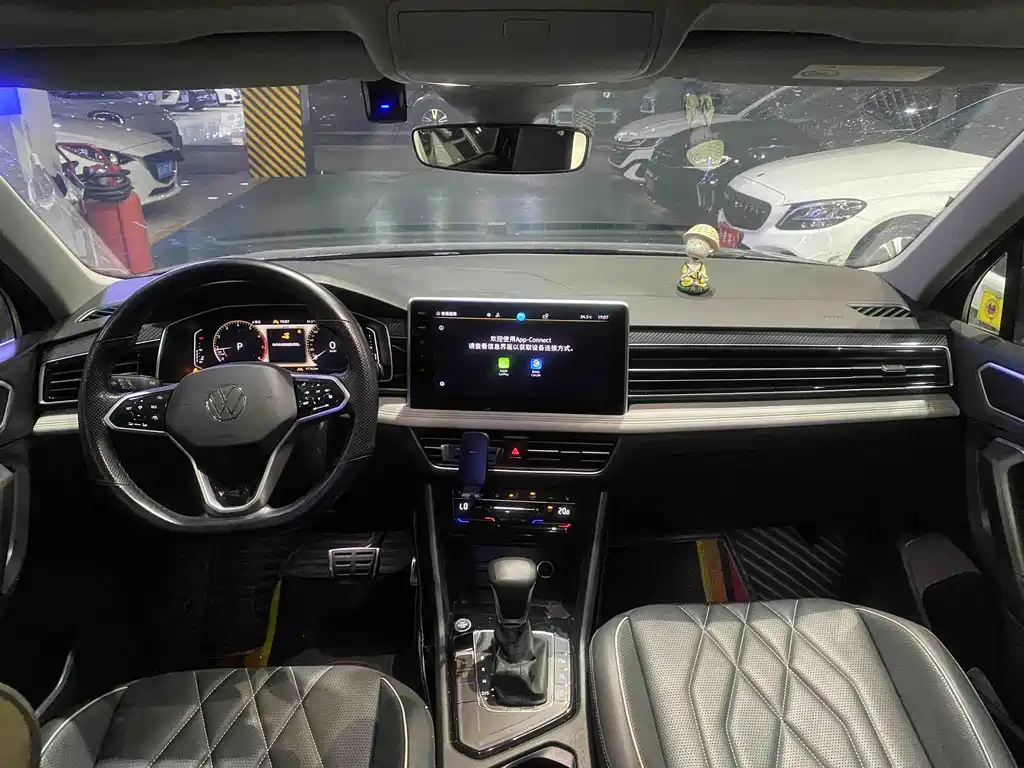 Volkswagen Tiguan L — миниатюра 4