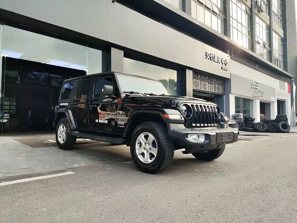 Jeep Wrangler — миниатюра 3