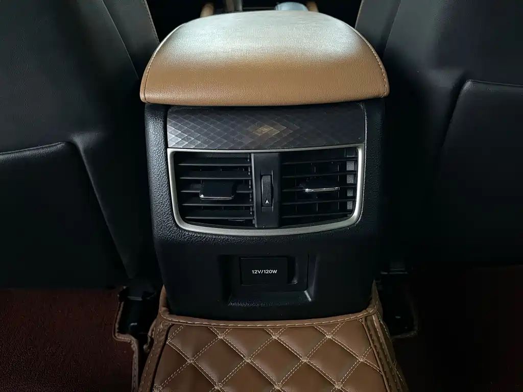 Lexus GS — миниатюра 21