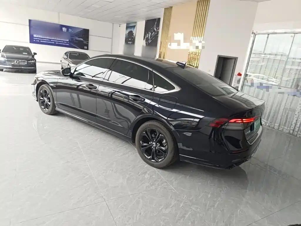 Honda Accord — миниатюра 5