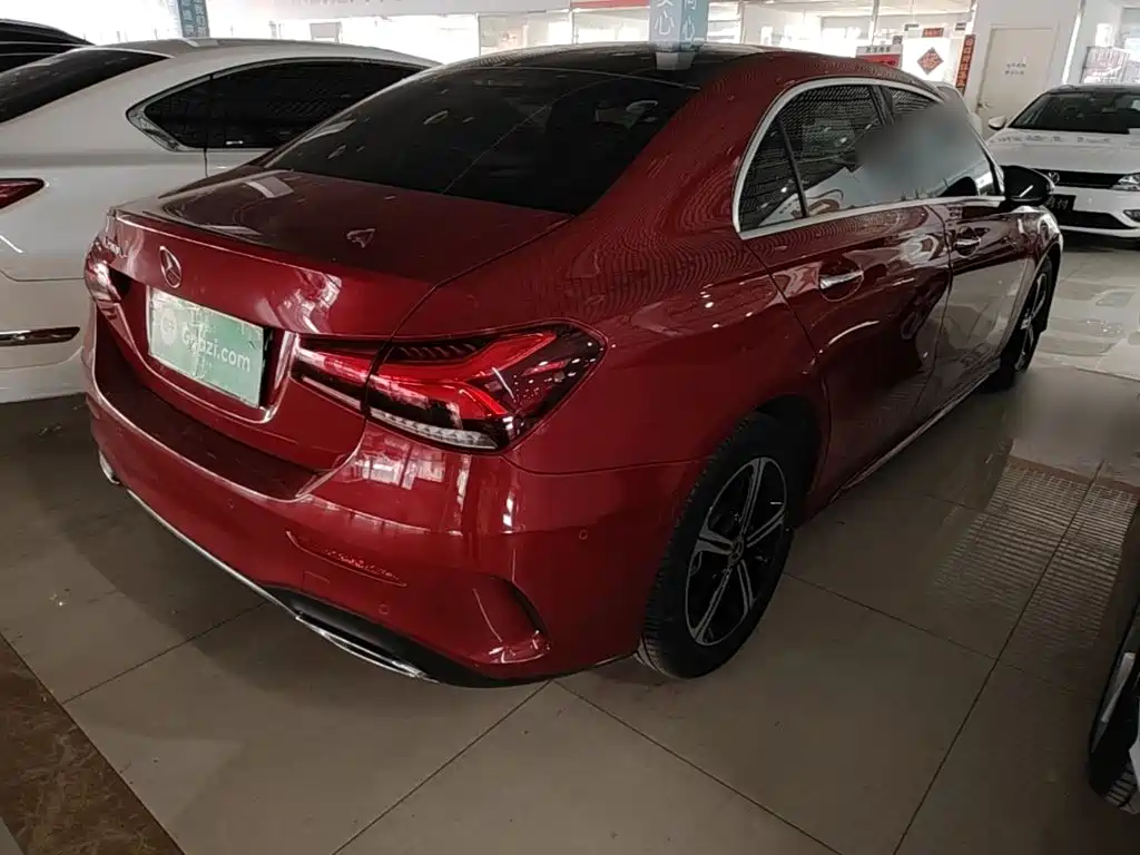 Mercedes-Benz A-Class — миниатюра 7