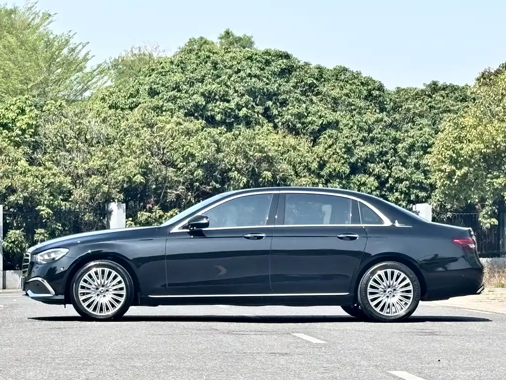 Mercedes-Benz E-Class E 2023 E 300 L Luxury