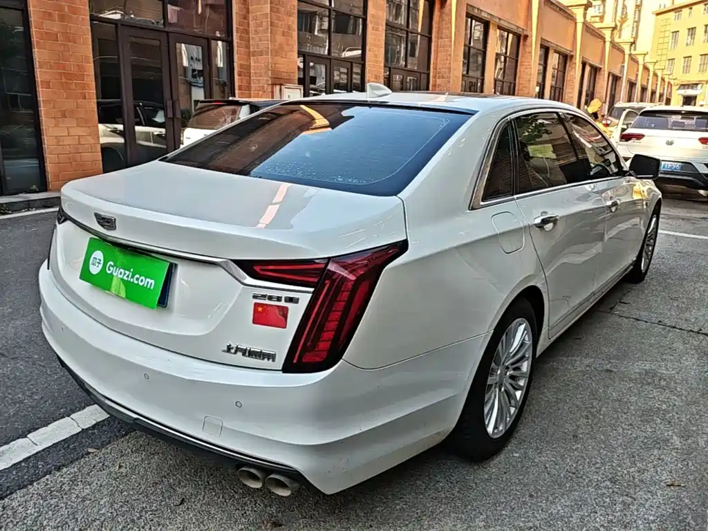 Cadillac CT6 — миниатюра 7