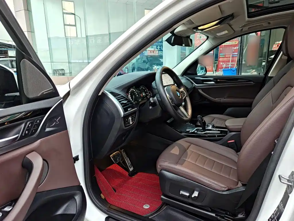 BMW X3 — миниатюра 9
