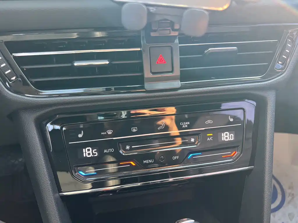 Volkswagen Tharu — миниатюра 8