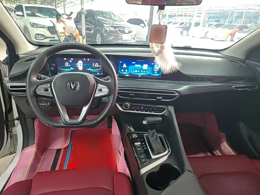 Changan Eado — миниатюра 10