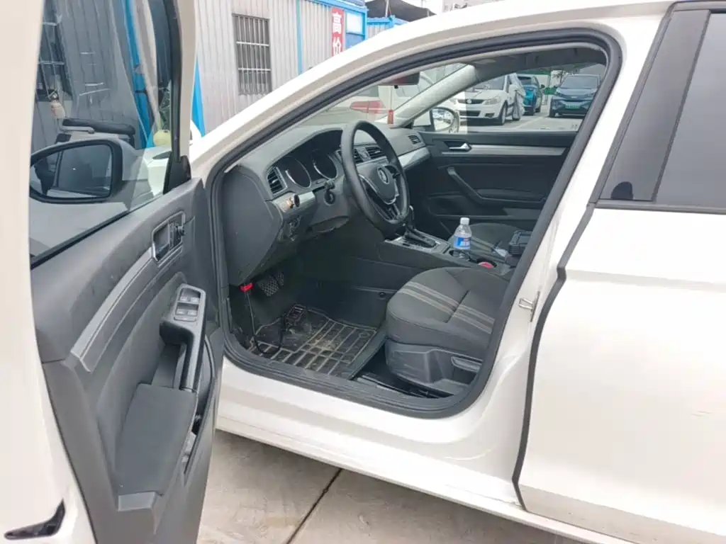 Volkswagen Lamando — миниатюра 16