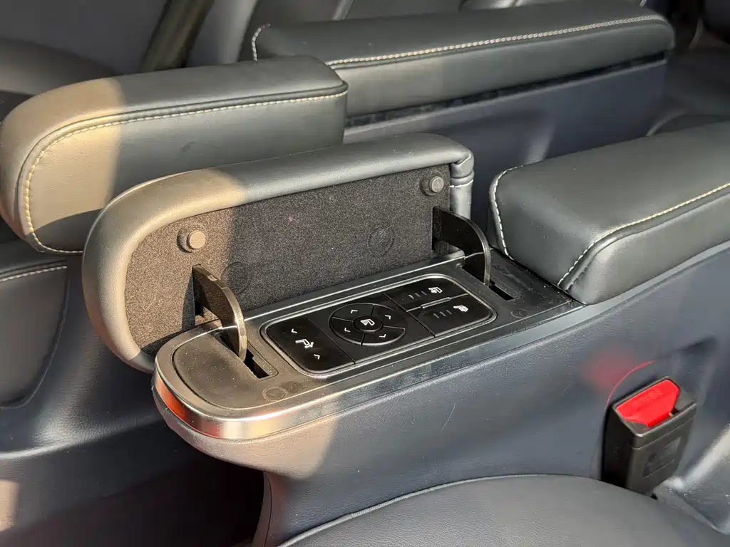GAC Motor Trumpchi M8 — миниатюра 10