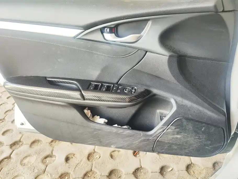 Honda Civic — миниатюра 7