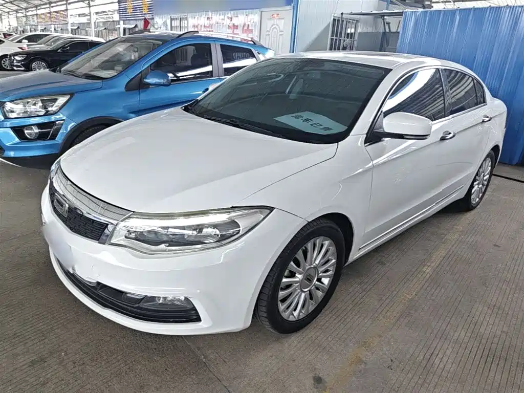 Qoros Qoros 3 2017