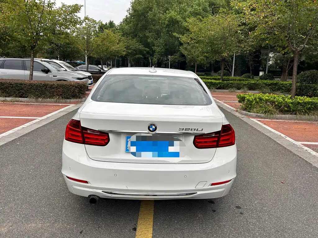 BMW 3 Series — миниатюра 5
