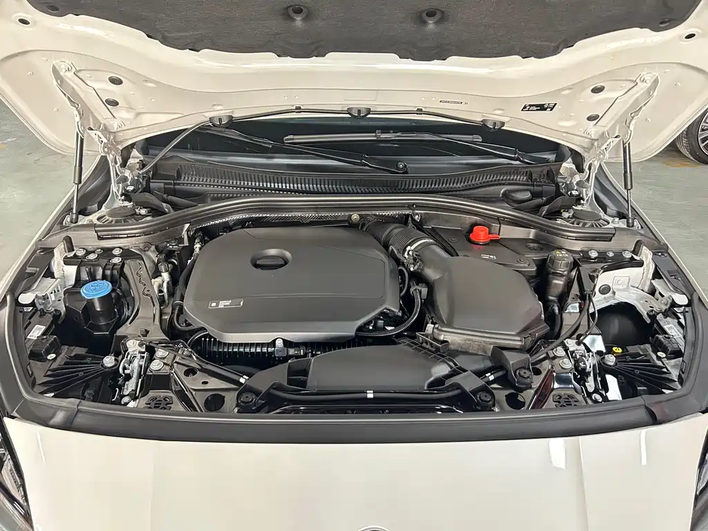 BMW 2 Series 2 2025 225L M Sport