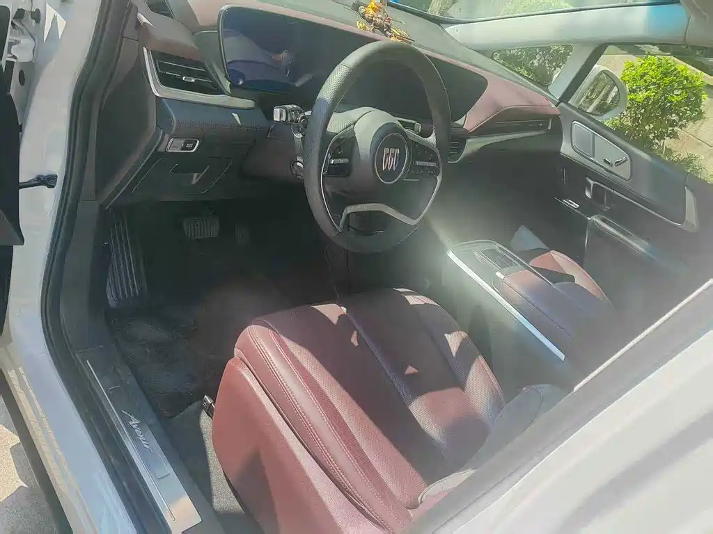 Buick Century — миниатюра 2