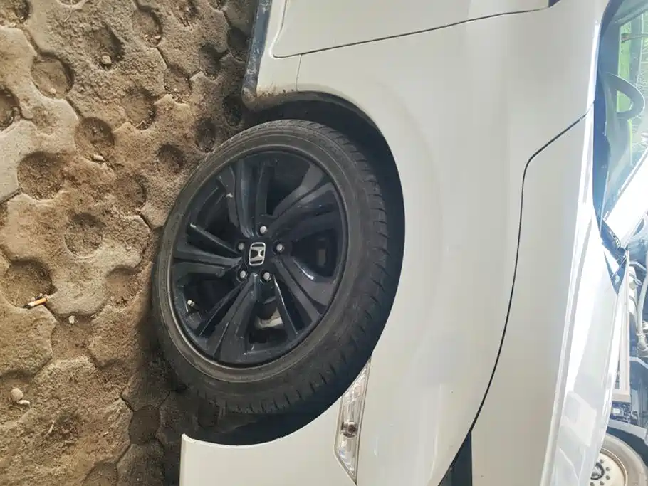 Honda Civic — миниатюра 6