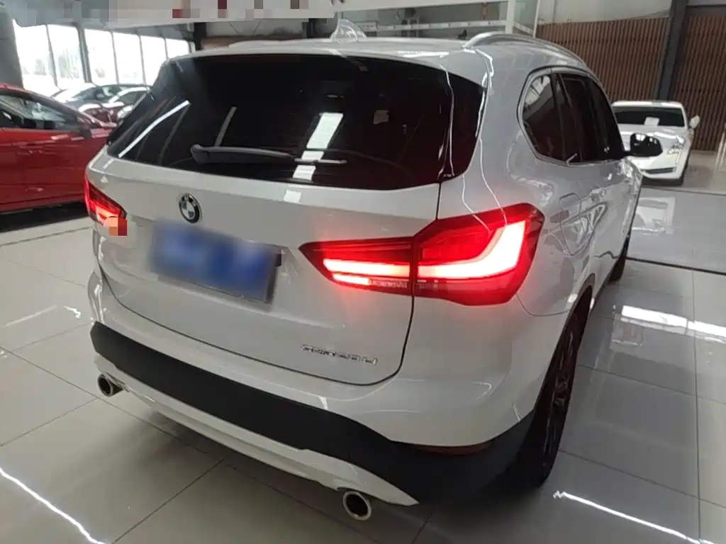 BMW X1 — миниатюра 7