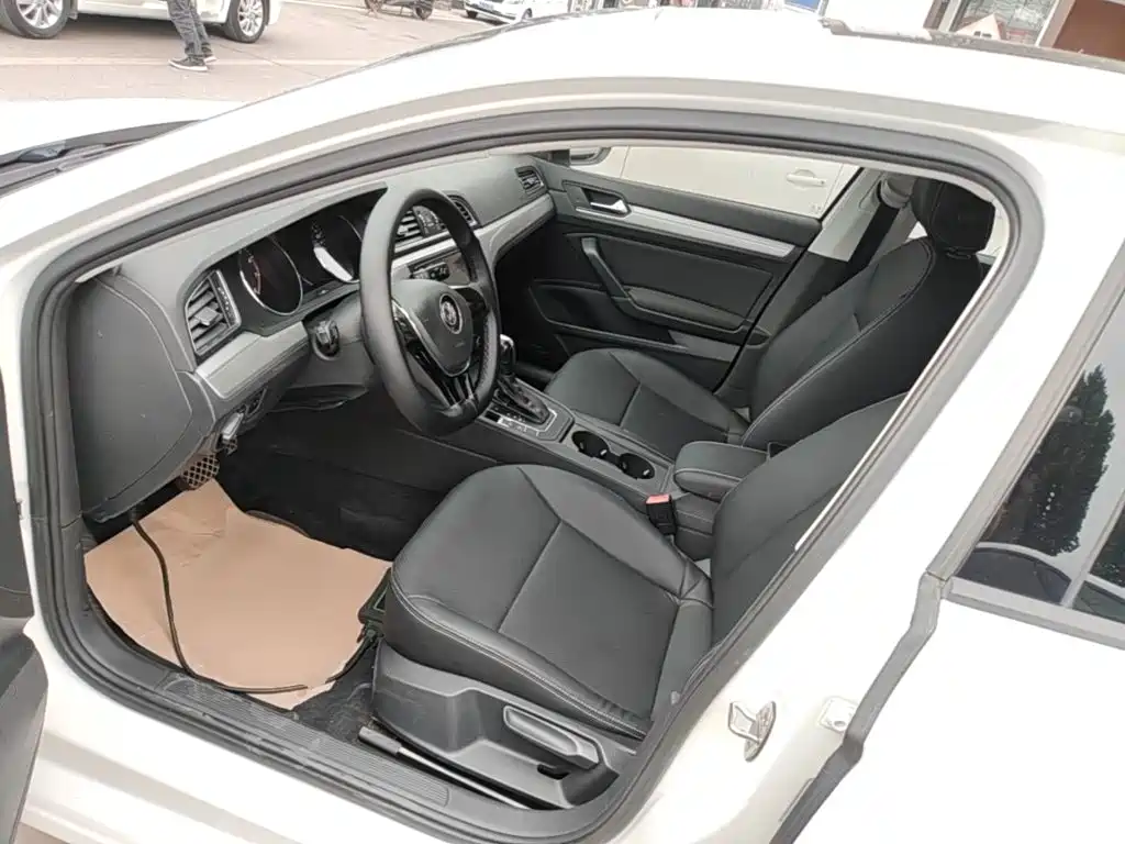 Volkswagen Lamando — миниатюра 15