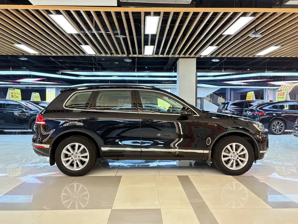 Volkswagen Touareg 2017 3.0TSI