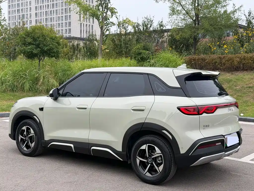 BYD Yuan UP — миниатюра 11
