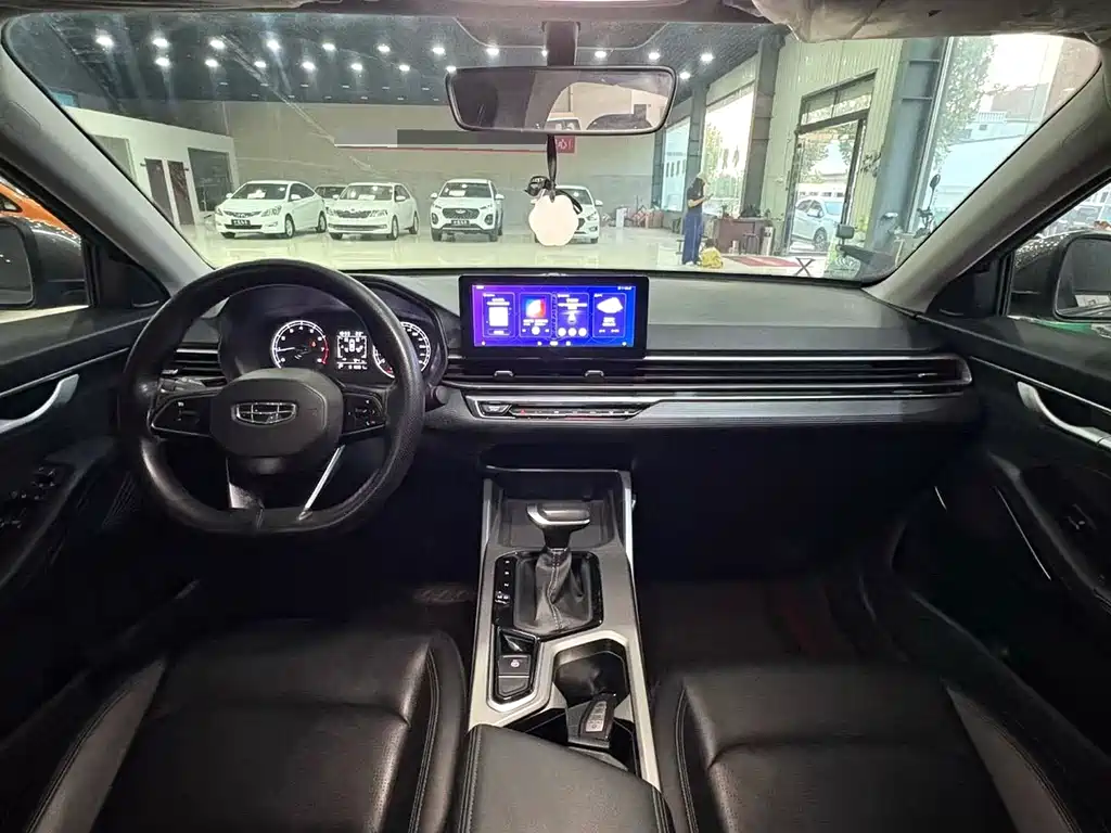 Geely Emgrand — миниатюра 8