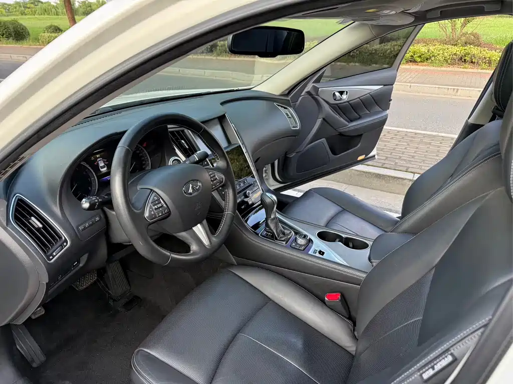 Infiniti Q50L — миниатюра 6