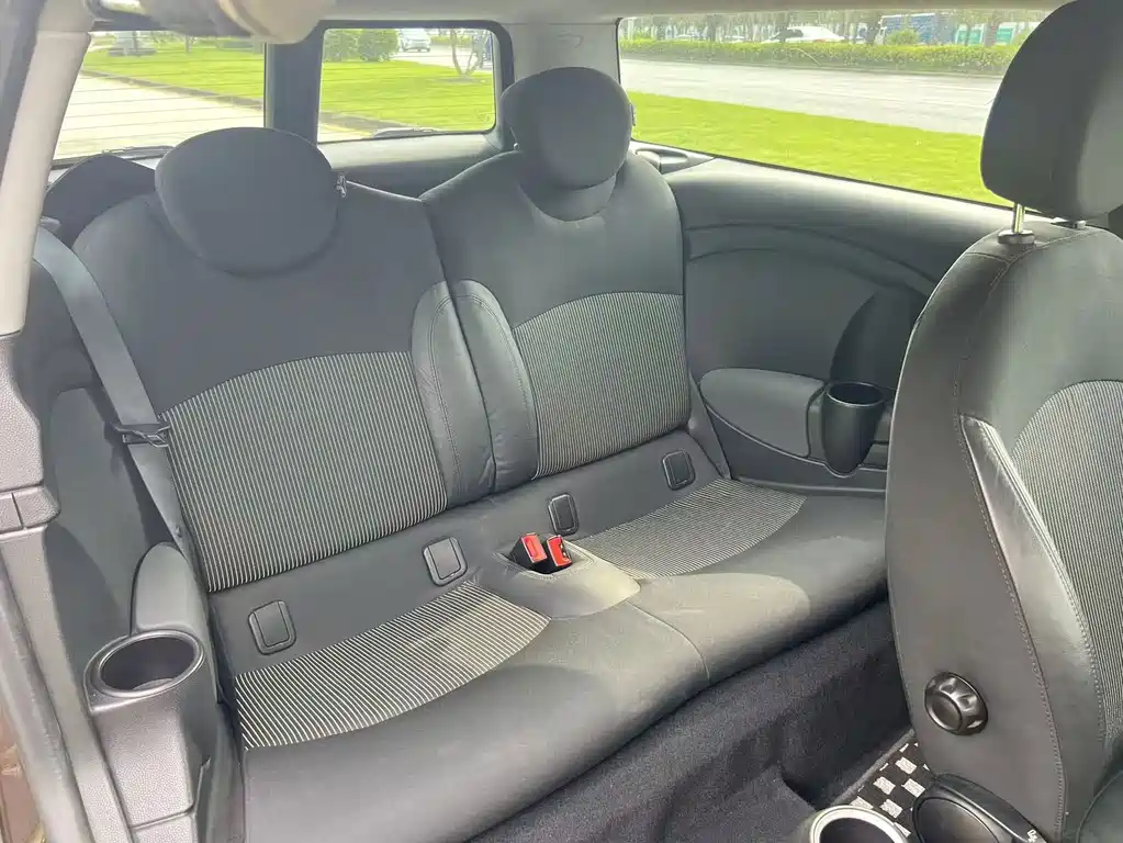 MINI Mini Clubman — миниатюра 11