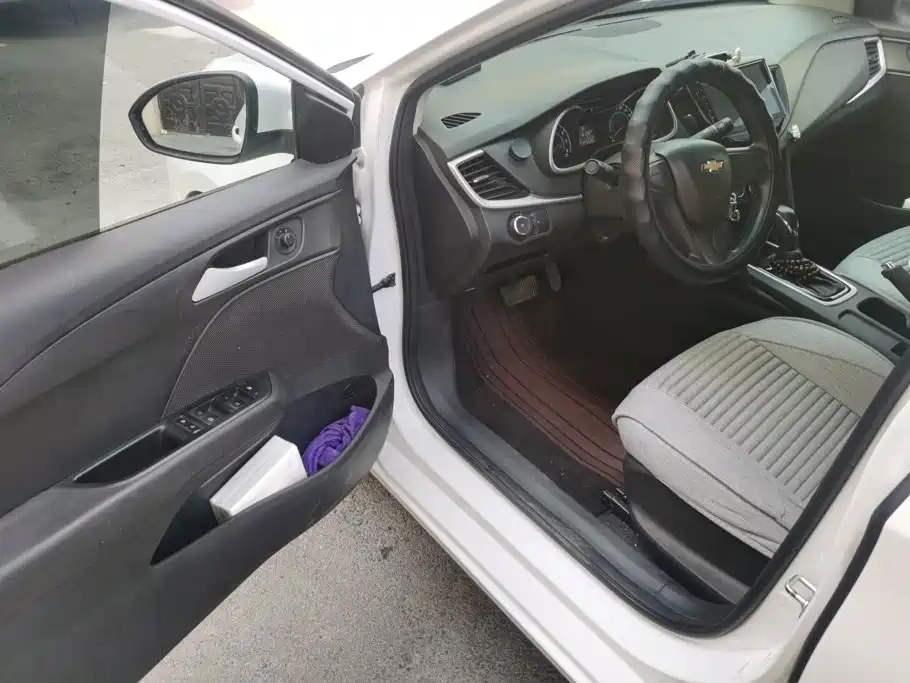 Chevrolet Cavalier — миниатюра 7