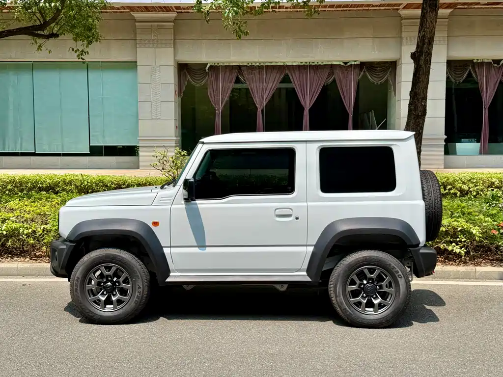Suzuki Jimny — миниатюра 3