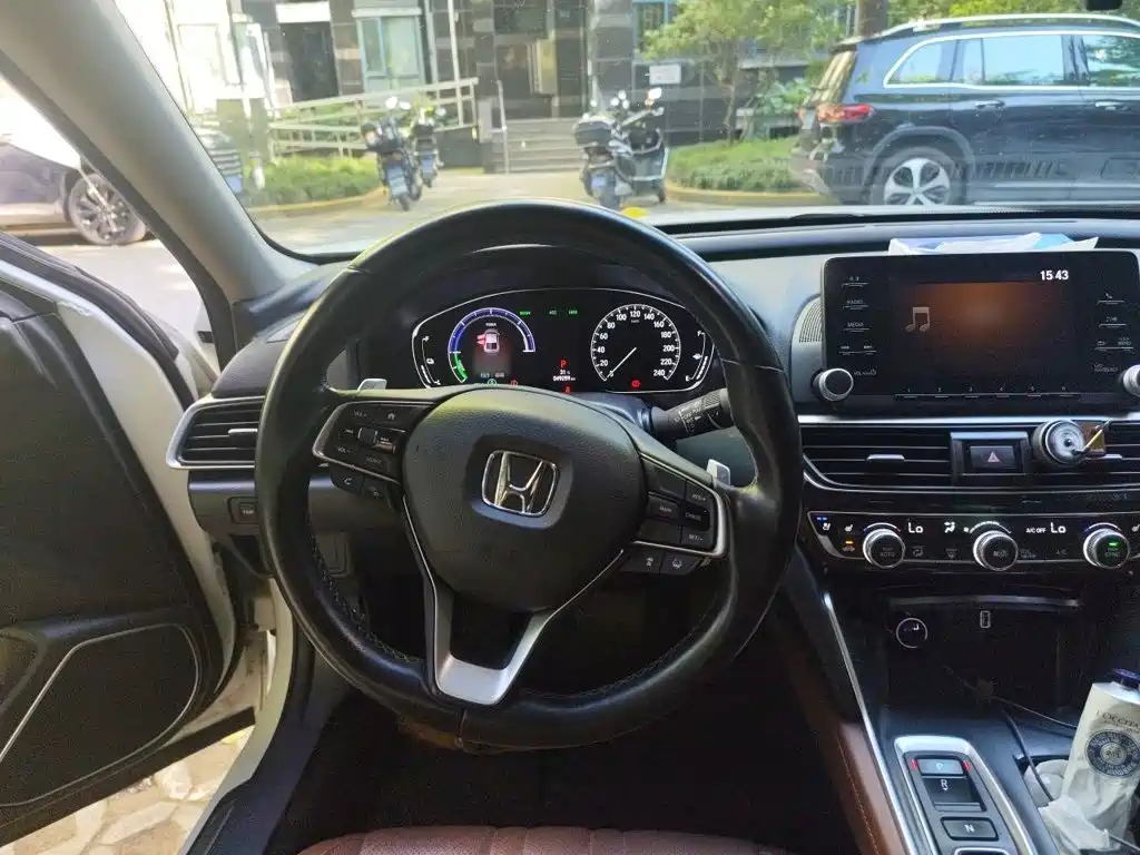 Honda Inspire — миниатюра 6