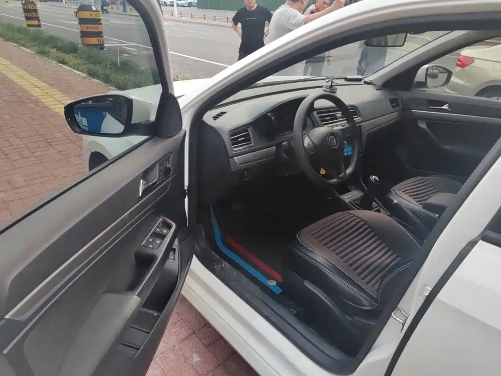 Volkswagen Lavida — миниатюра 12