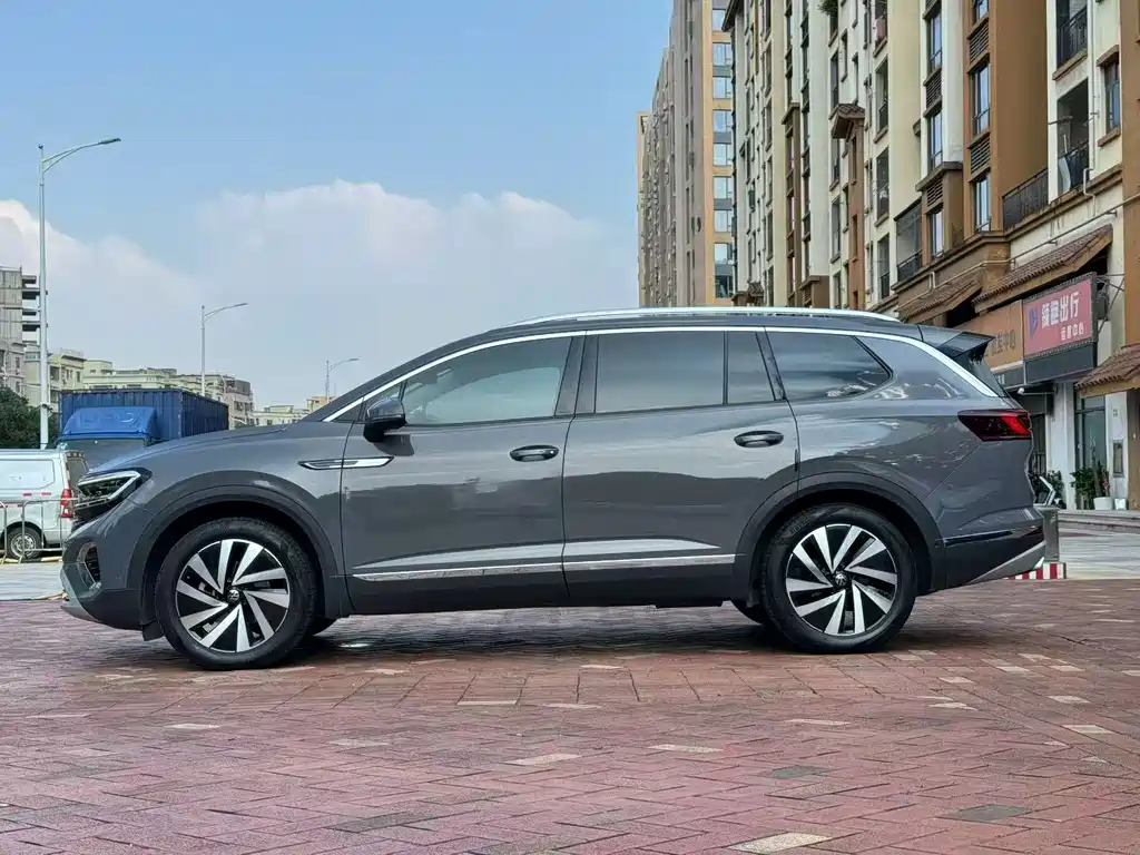 Volkswagen Talagon — миниатюра 9