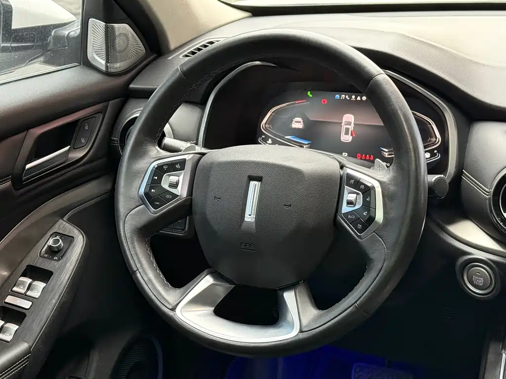 WEI PAI WEI BRAND VV6