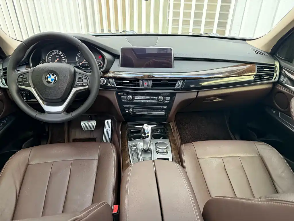 BMW X5 (Import) — миниатюра 9