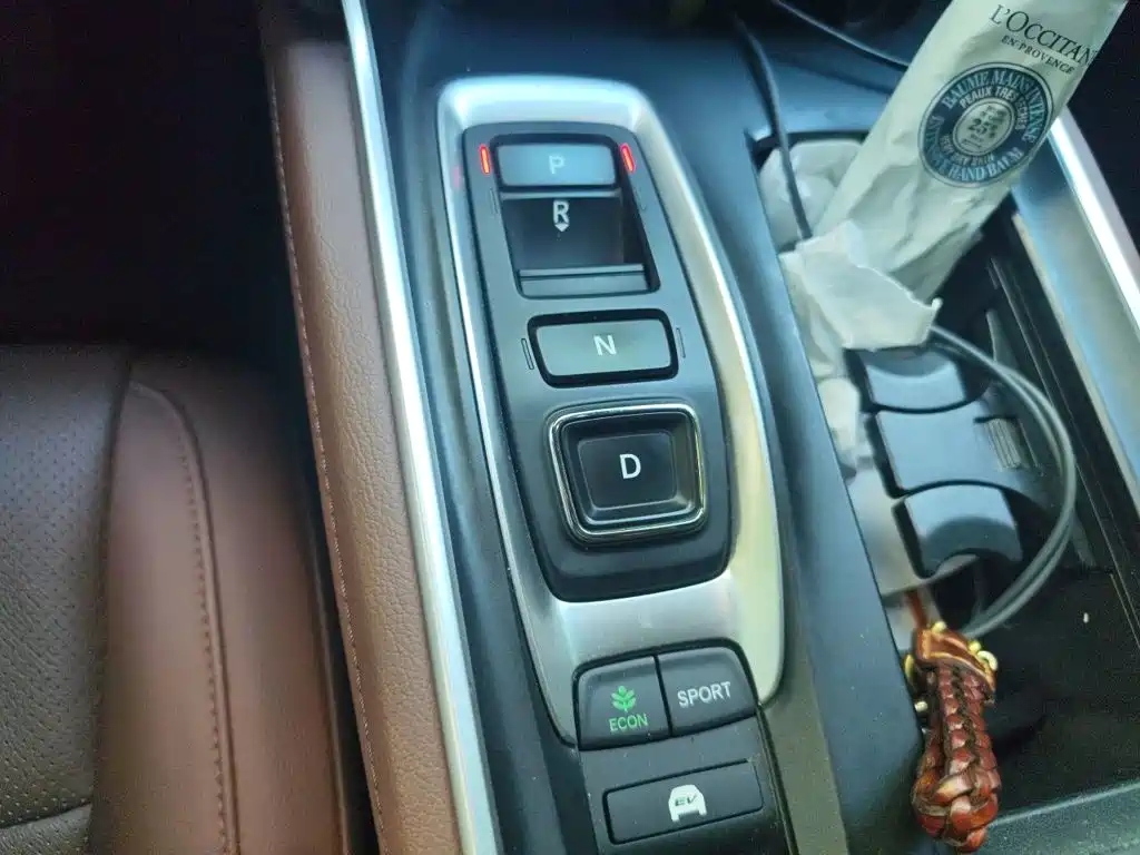 Honda Inspire — миниатюра 10