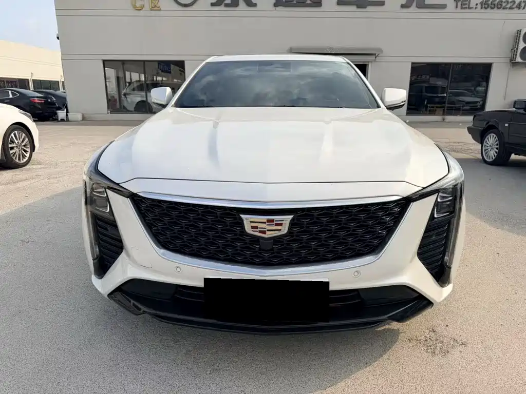 Cadillac CT5 — миниатюра 2