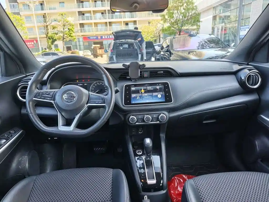 Nissan Kicks — миниатюра 8