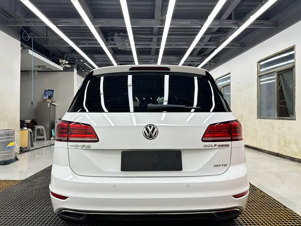 VOLKSWAGEN GOLF*JIAYU