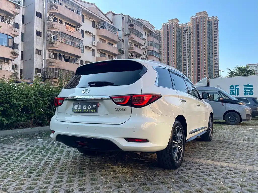 Infiniti QX60 (Import) — миниатюра 6