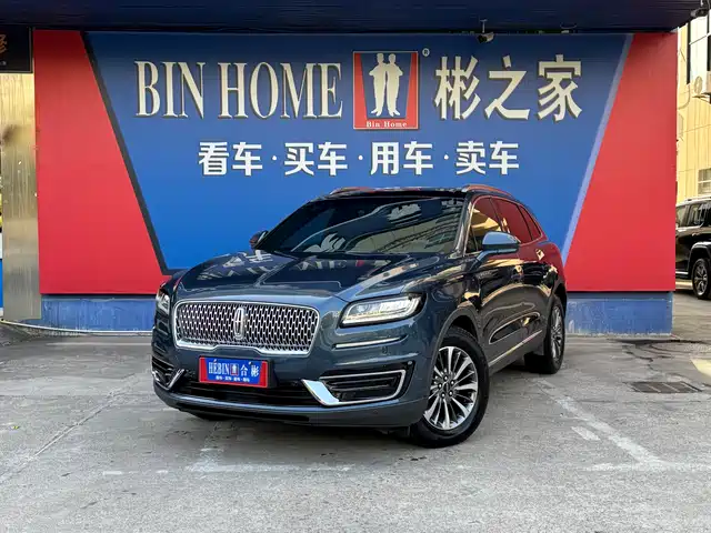 LINCOLN NAVIGATOR (IMPORT) 2020