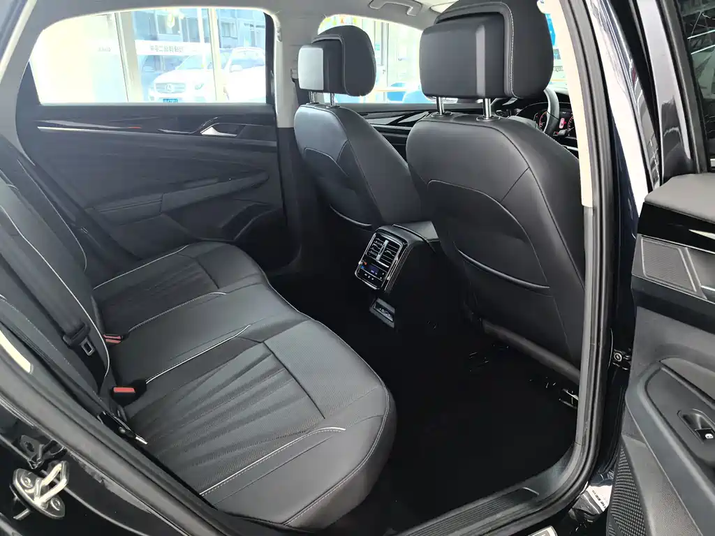 Volkswagen Passat — миниатюра 15