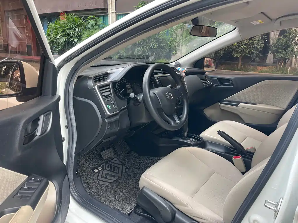 Honda City — миниатюра 6