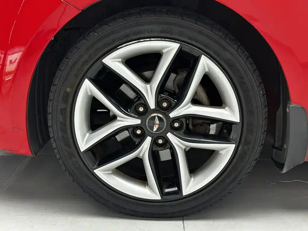 Kia Shuma — миниатюра 12