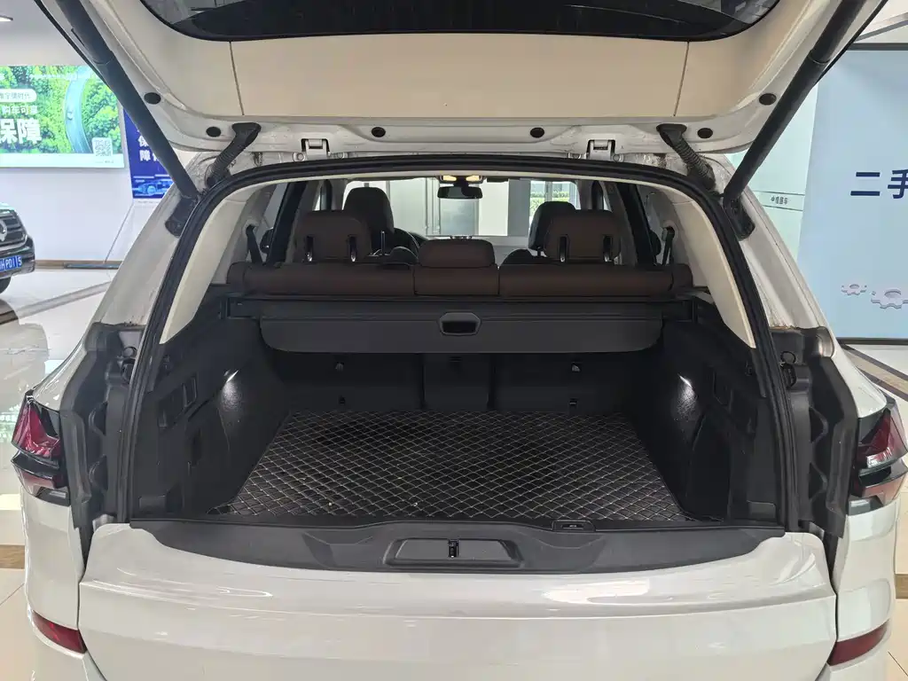 BMW X5 (Import) — миниатюра 16