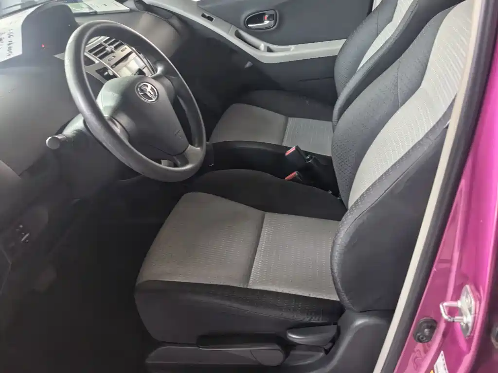 Toyota Yaris — миниатюра 4